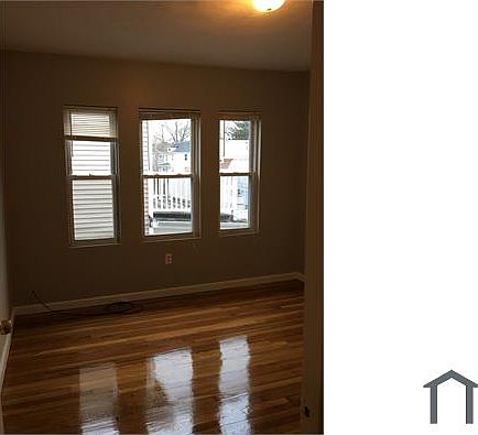 4th image of 267 Fuller St APT 3R