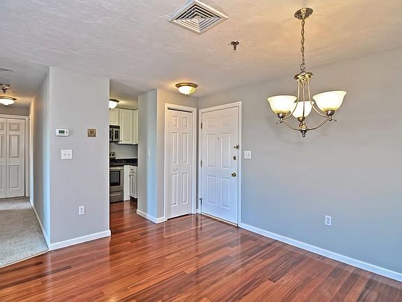 4th image of 230 Willard St Unit 707