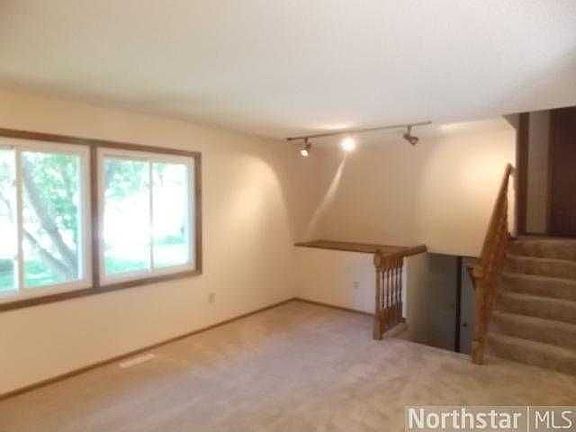 5th image of 7756 York Ln N