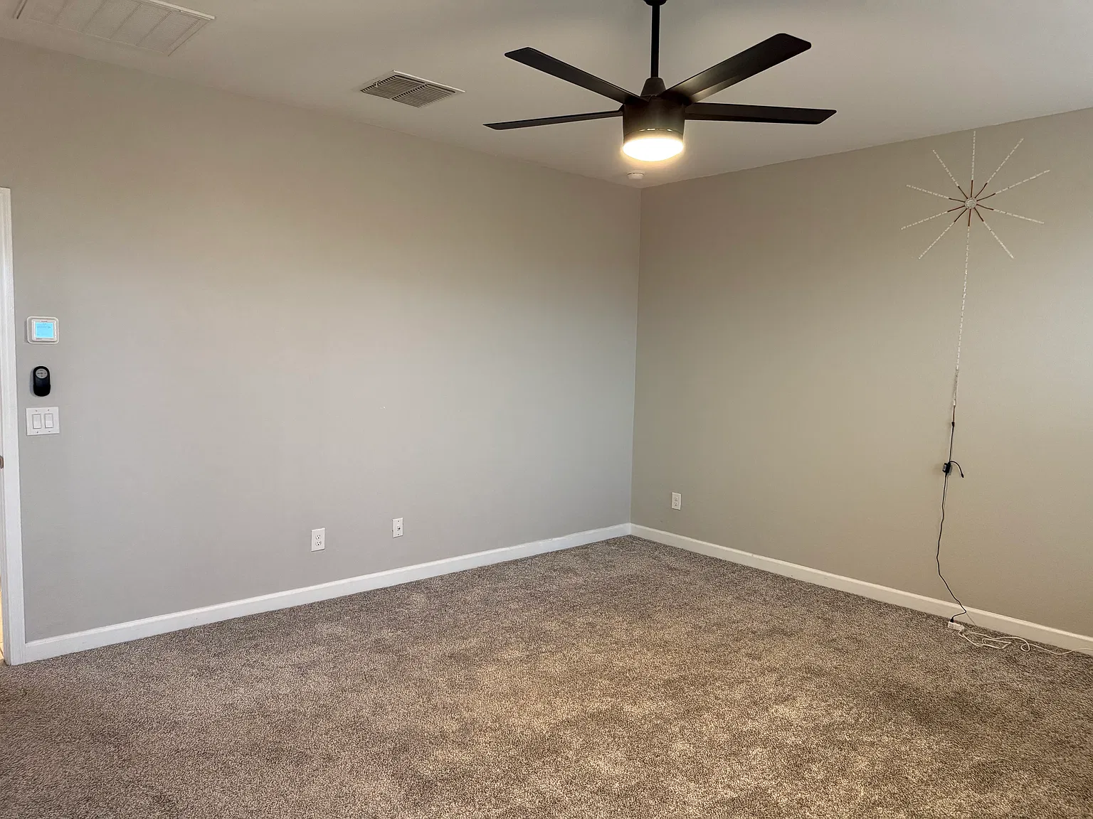 3 bed, 1633 sqft, $2,350 — Photo 3