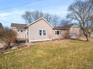 407 S Jackson St, Gardner, IL 60424