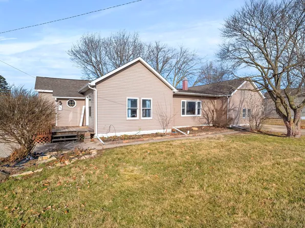 407 S Jackson St, Gardner, IL 60424