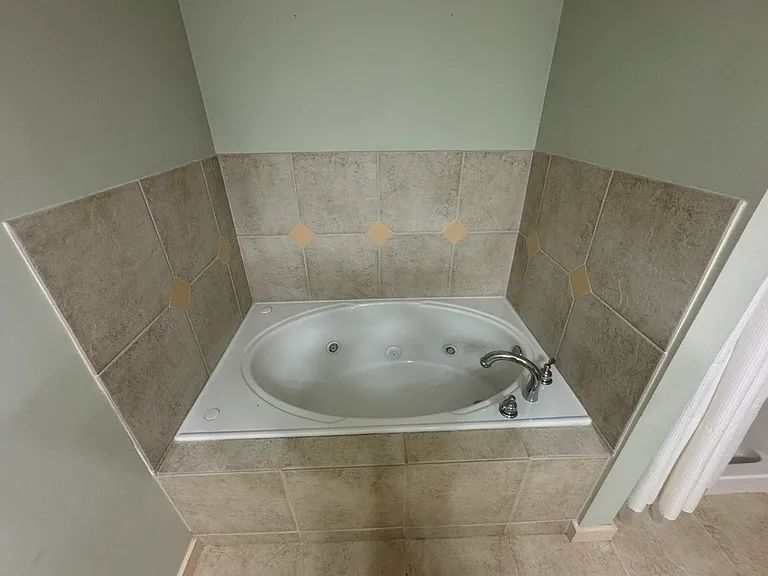 3727 Tiki Dr — Photo 17