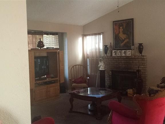 4th image of 2328 Ironwood Way