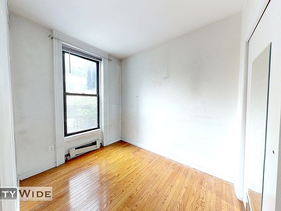 3rd image of 1099 2nd Ave #8