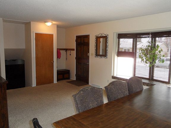 4th image of 4635 La Cresta Dr