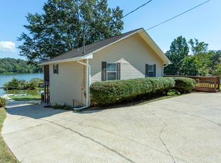 586 Hollys Ln, Riverside, AL 35135