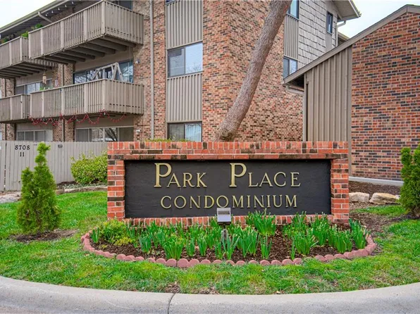 8740 Metcalf Ave APT 103C, Overland Park, KS 66212