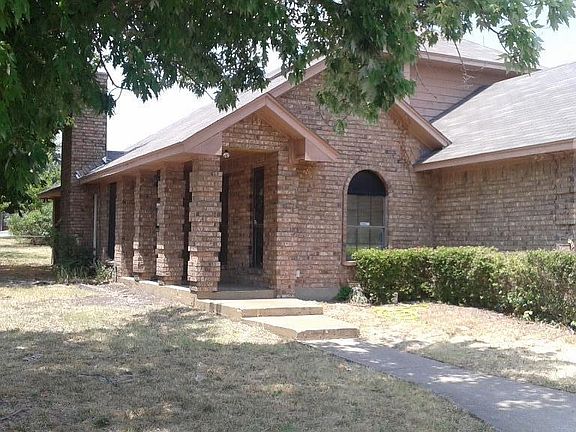 2nd image of 1006 Alden Dr