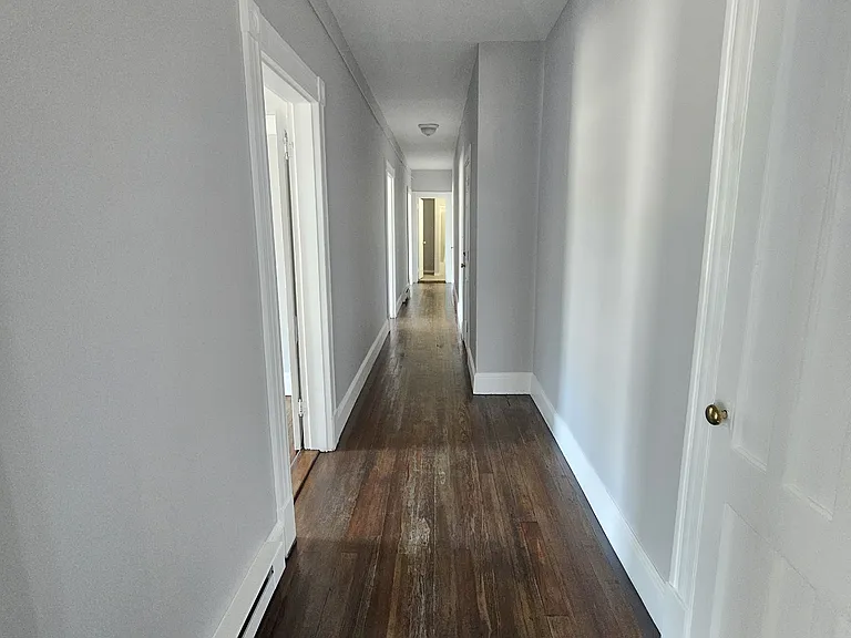 36 Hill St #4 — Photo 3
