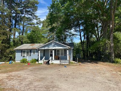 414 Yadkin Avenue, Laurinburg, NC, 28352