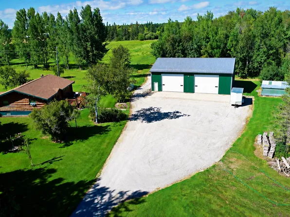 39090 State Highway 313, Warroad, MN 56763