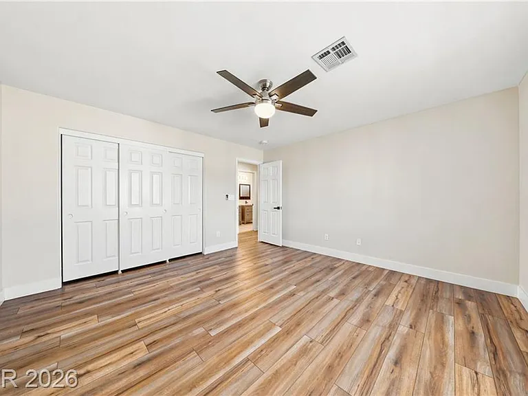 2551 Williamsburg St — Photo 36
