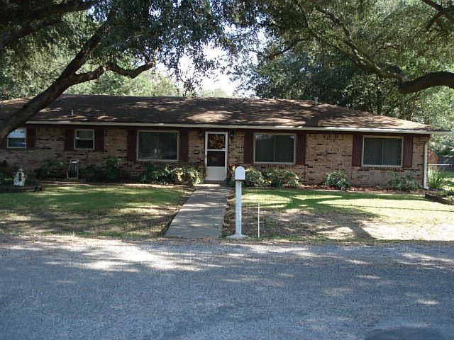 1st image of 200 Madeline St