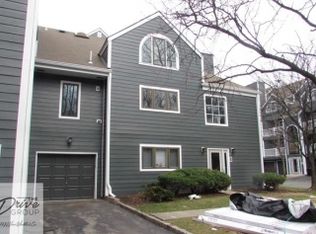26 Triumph Ct, East Rutherford, NJ 07073