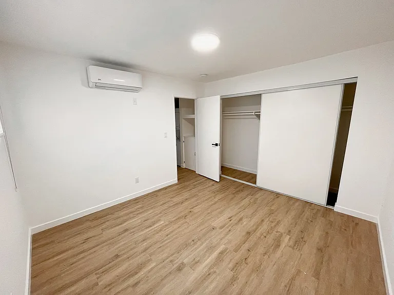 1313 Huntington Dr — Photo 12
