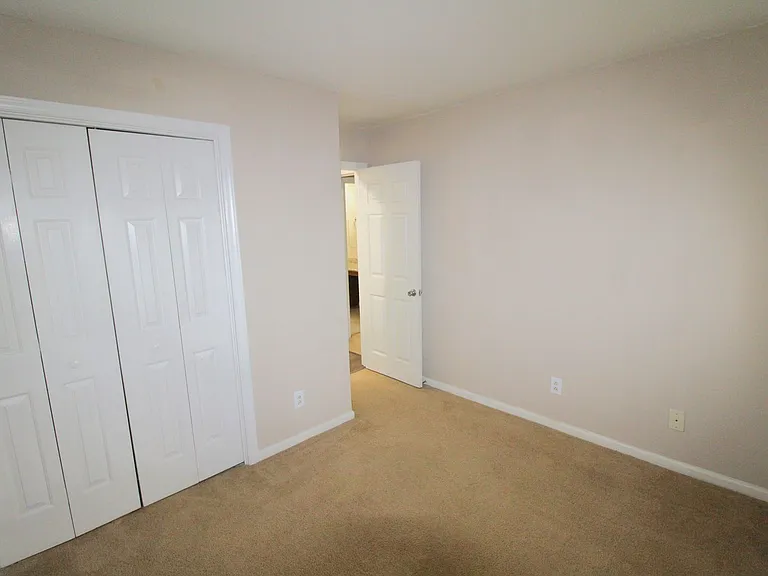 6000 Gray Gate Ln #C — Photo 11