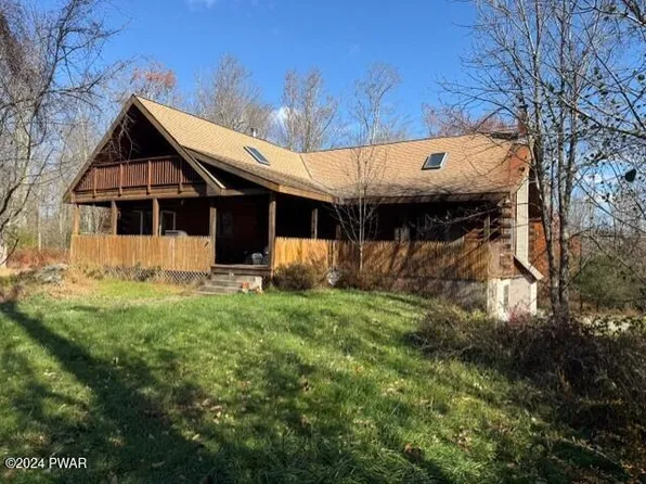 321 Beechnut Dr, Honesdale, PA 18431