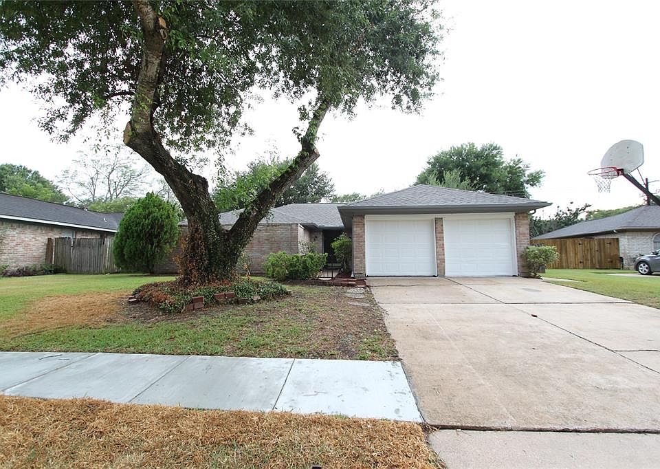 1st image of 3206 Hunters Glen Dr