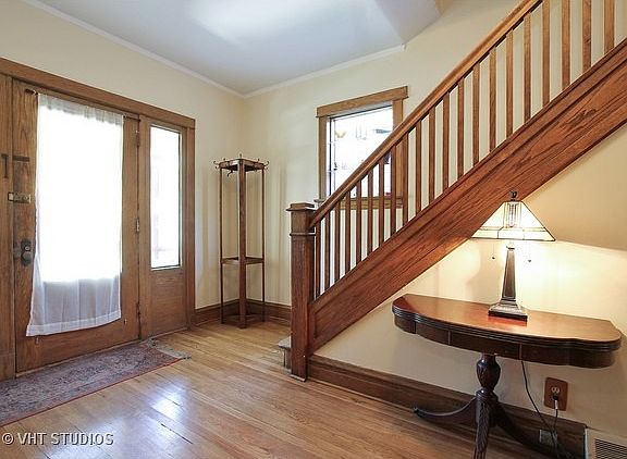 2nd image of 624 S Harvey Ave