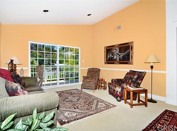 4th image of 5318 Tendilla Ave