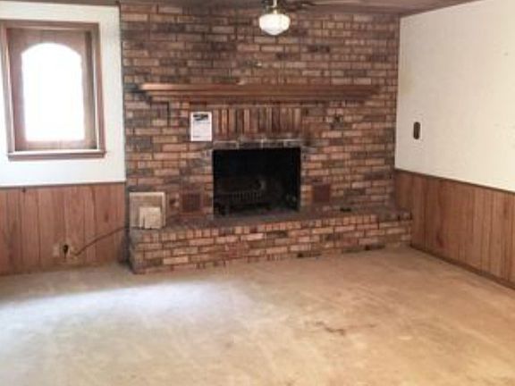 4th image of 4404 McCrory Ave