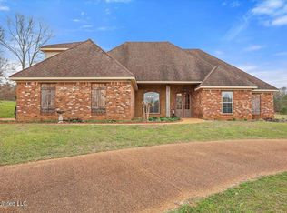 505 White Oak Rd, Florence, MS 39073