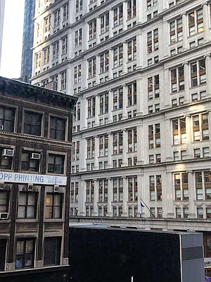 Sold by The Marketing Directors (Arias) | media 8