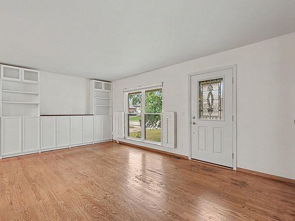 5th image of 1590 Marcella Dr