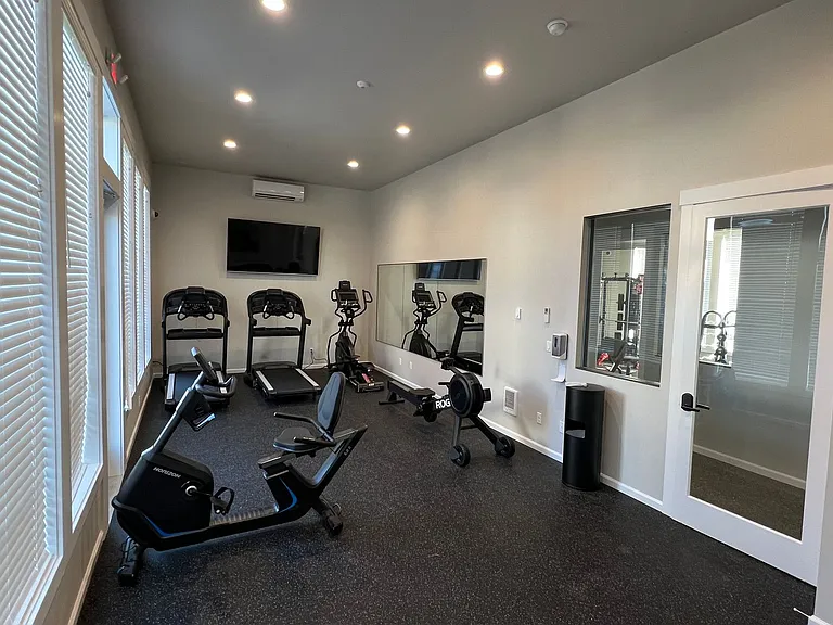 410 Apartments in Beautiful Bonney Lake, Washington — Photo 4
