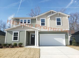 441 Summer Ranch Dr, Fuquay Varina, NC 27526