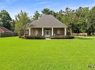 9900 Meadow Ln, Denham Springs, LA 70706