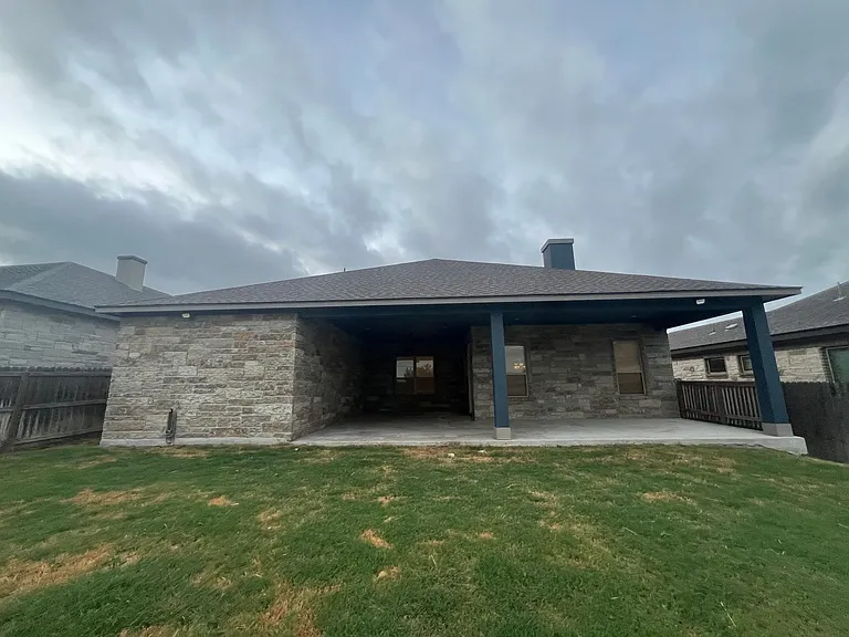 4811 Viewcrest Rd — Photo 31