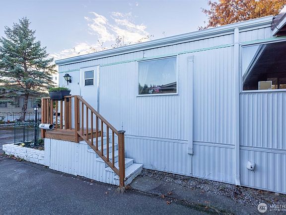 5th image of 1200 Lincoln Street #410