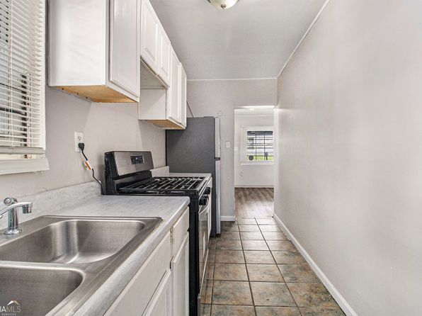 atlanta-georgia-455967443 picture