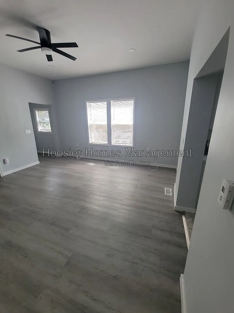 3 bed, 1.5 bath, $1,450 — Photo 3