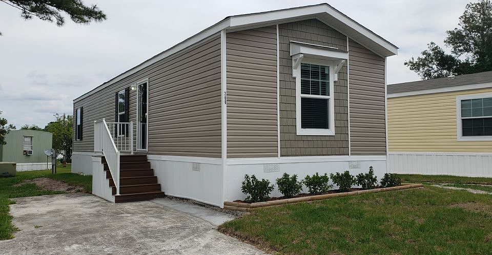 1st image of 8985 Normandy Blvd #200