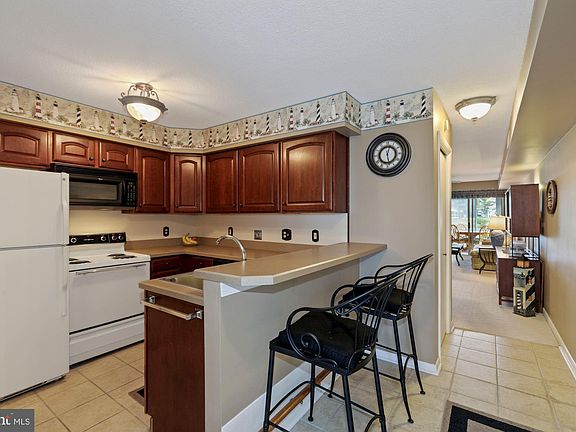 5th image of 38273 Bluebird Ln Unit 422