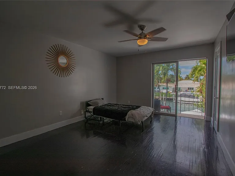 2117 NE 123rd St — Photo 9