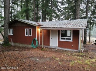 901 Comstock Rd, Haines, AK 99827