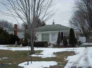 16932 25 Mile Rd, Macomb, MI 48042