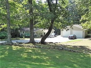 361 Northwood Dr, Crossville, TN 38571