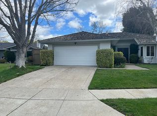 216 Berkshire Ct, Danville, CA 94526