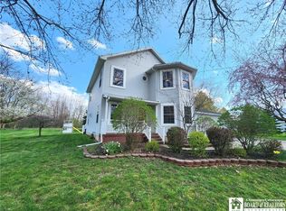 35 Elm St, Fredonia, NY 14063