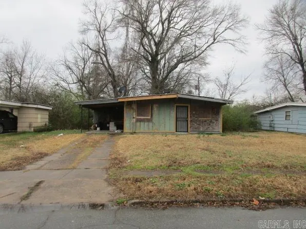 3400 Jonquil St, Pine Bluff, AR 71603