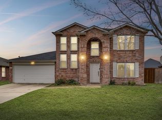 412 Ridge Dr, Justin, TX 76247