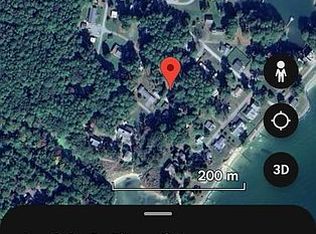 88 Julian St, Reedville, VA 22539