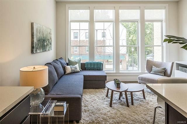 1st image of 300 Columbus Ave APT 3I