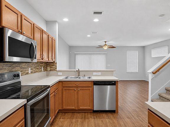 2nd image of 3680 Creswick Cir #17-I