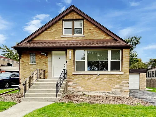 10801 S Tripp Ave Photo 1